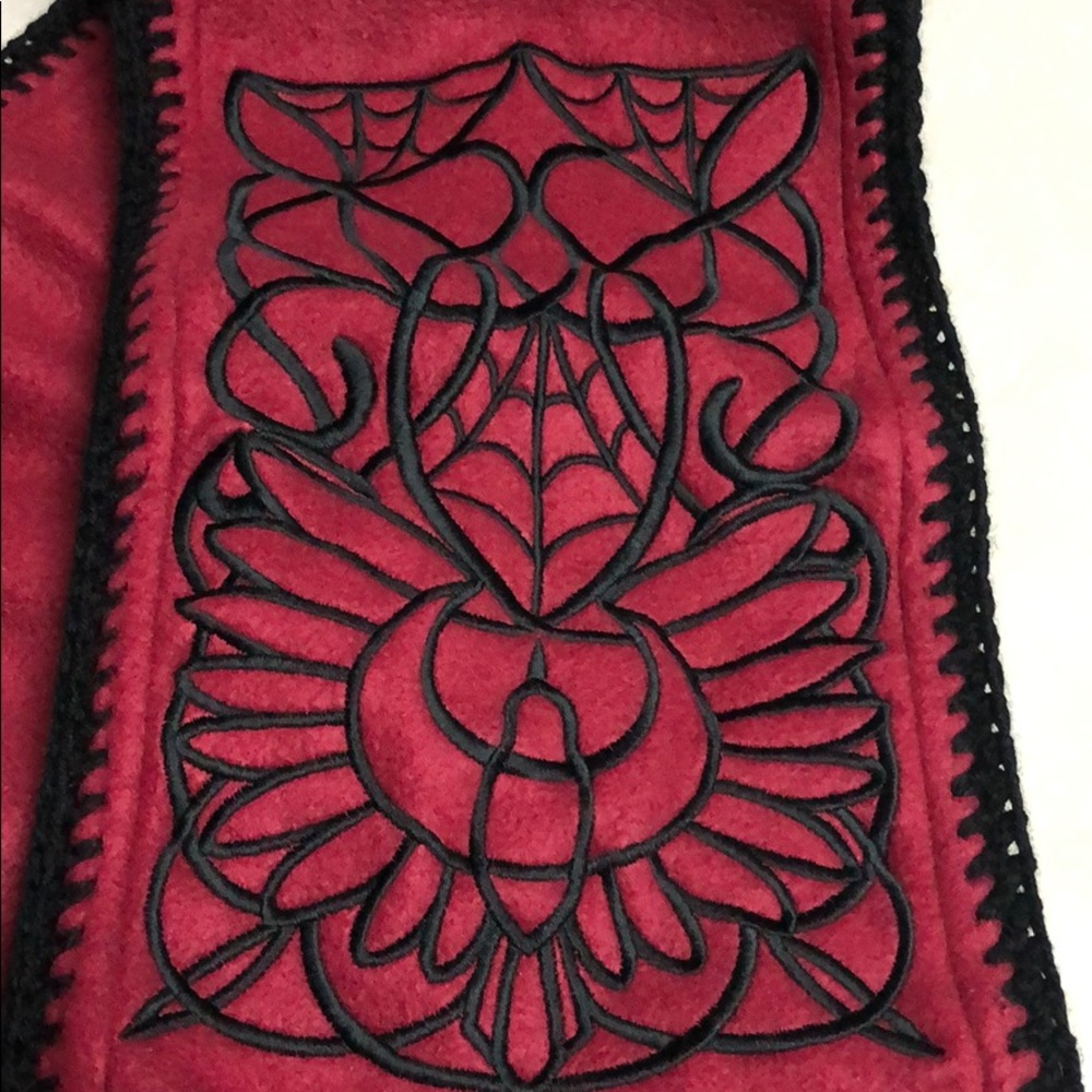 SALE 🌟Iron Bird Gate Scarf - Picture 2 of 3